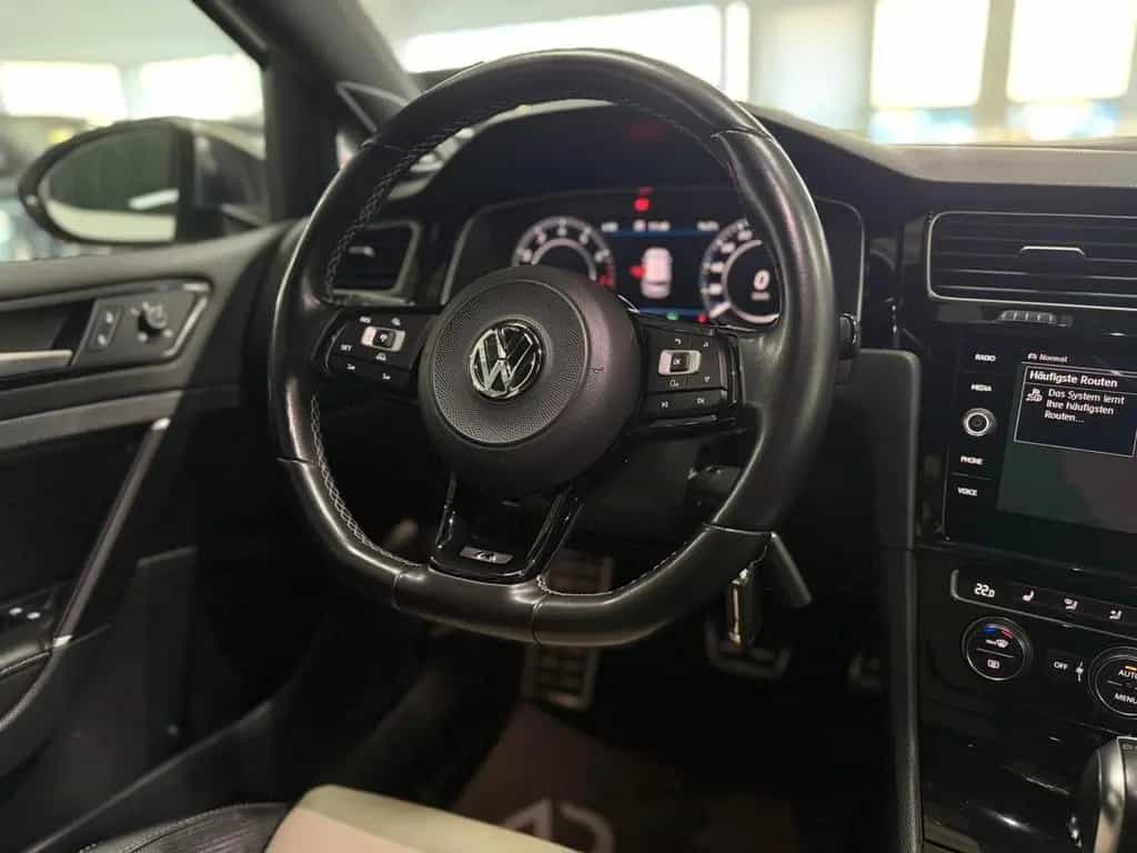 Volkswagen Golf VII Lim. R * DSG * VIRTUAL * DYNAUDIO* 07/2017-photo-21