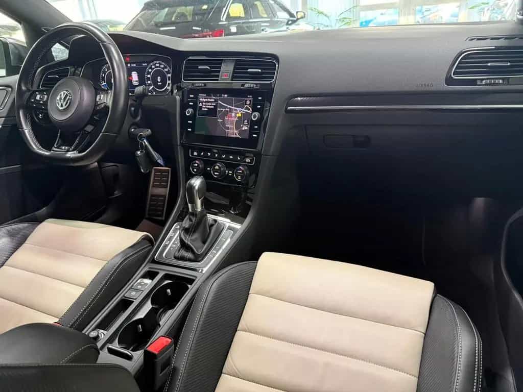 Volkswagen Golf VII Lim. R * DSG * VIRTUAL * DYNAUDIO* 07/2017-photo-24