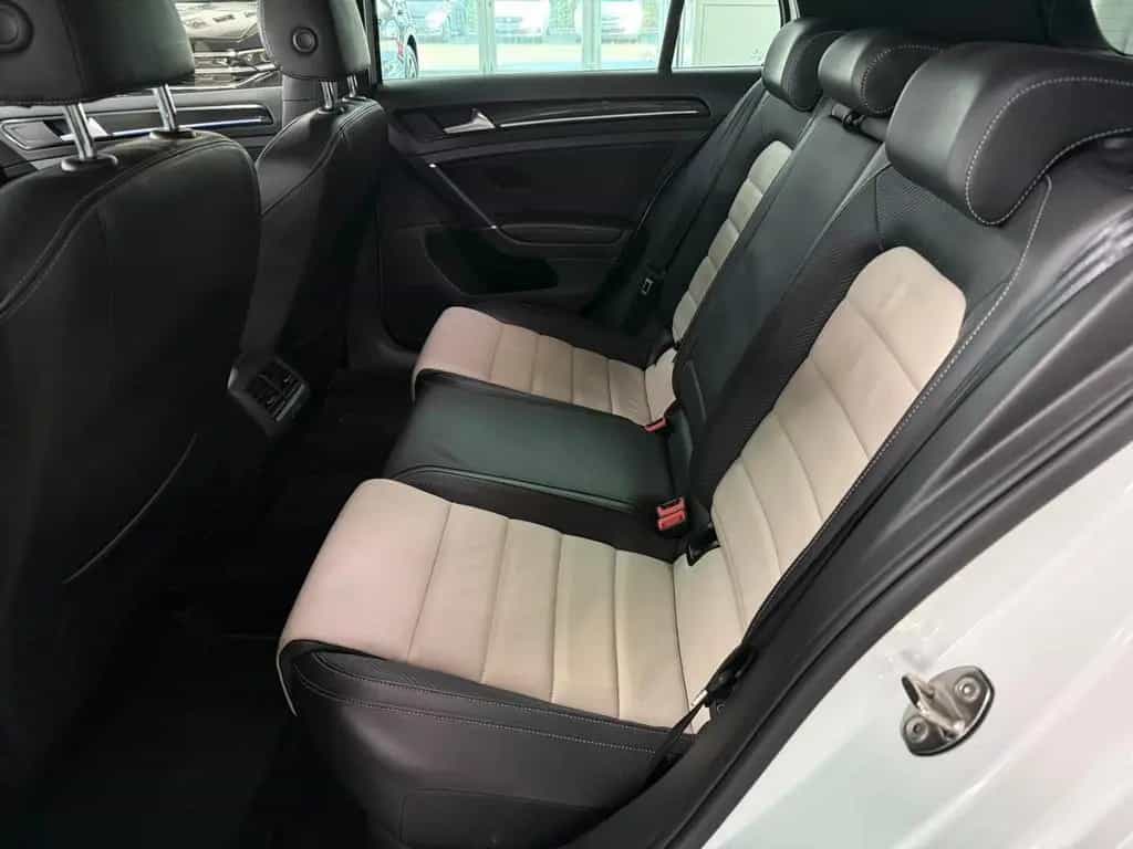 Volkswagen Golf VII Lim. R * DSG * VIRTUAL * DYNAUDIO* 07/2017-photo-35