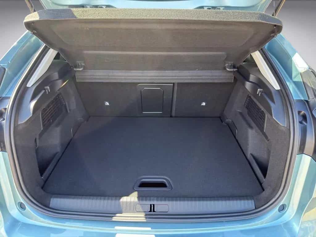 Citroën C4 Lim. 1.2 Shine 11/2023-photo-14