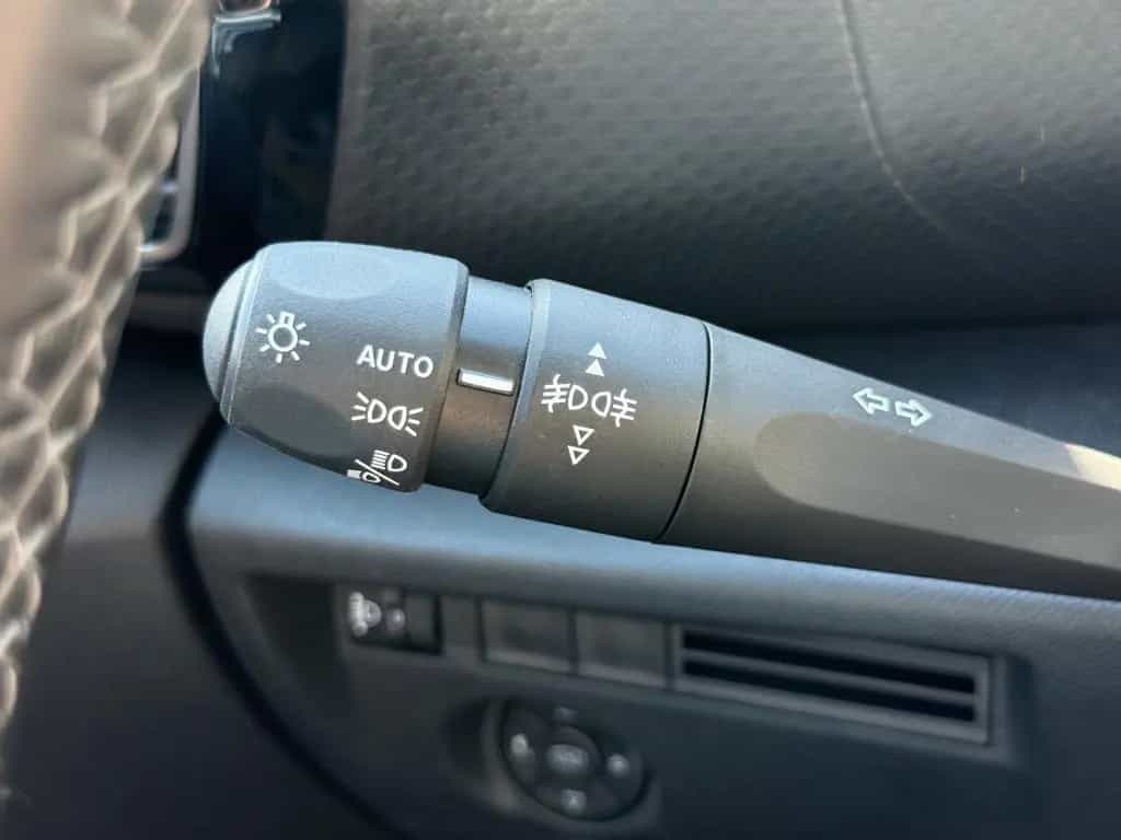 Citroën C4 Lim. 1.2 Shine 11/2023-photo-29