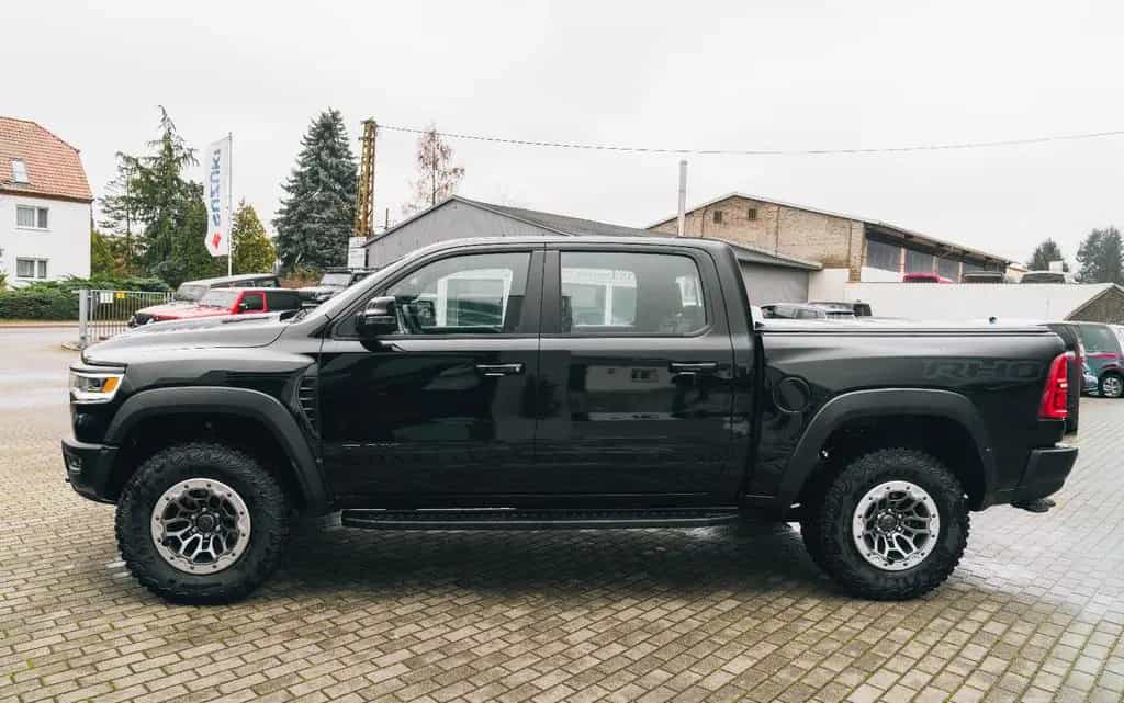 Dodge RAM 1500 CrewCab RHO - 3,0l HO wie TRX null-photo-6