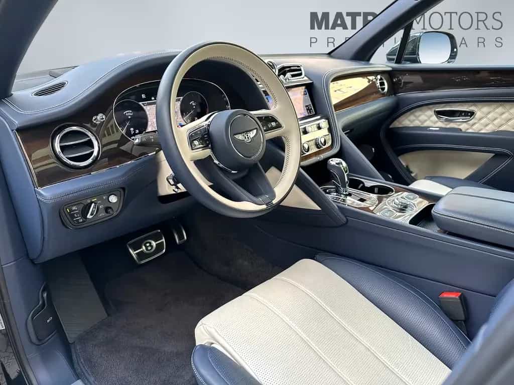 Bentley Bentayga V8 First Edition 1.Hand E-AHK NAIM 06/2021-photo-10