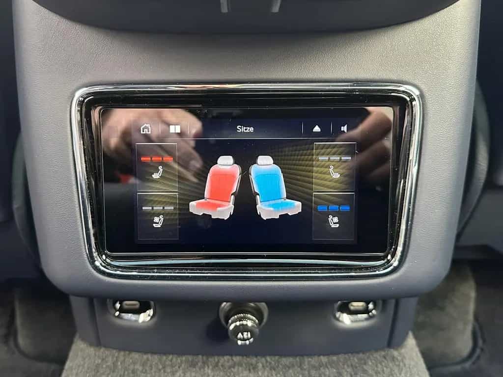 Bentley Bentayga V8 First Edition 1.Hand E-AHK NAIM 06/2021-photo-17