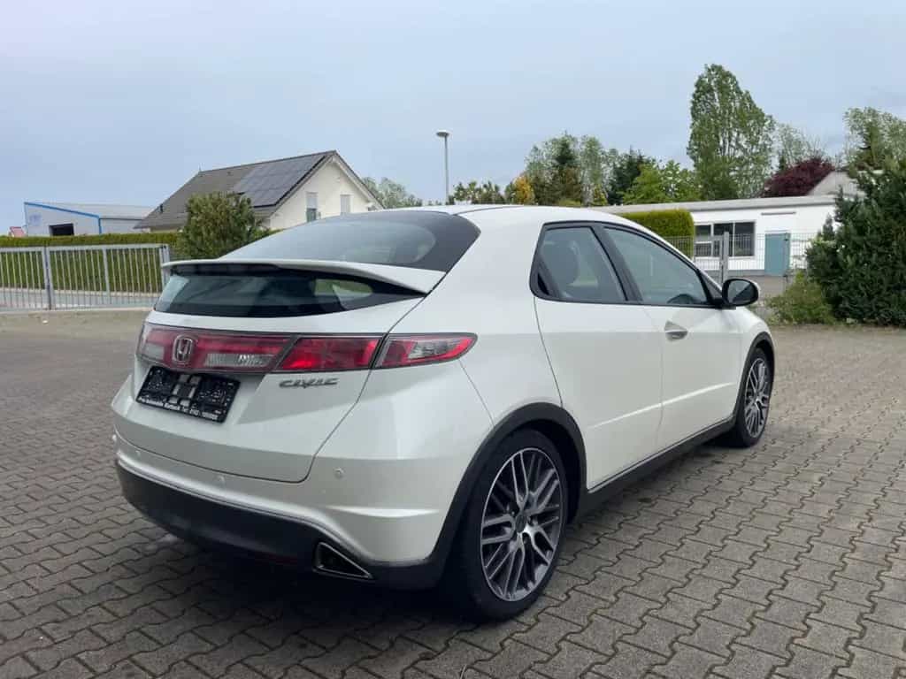 Honda Civic Lim. 5-trg. 1.8 Sport 09/2011-photo-4