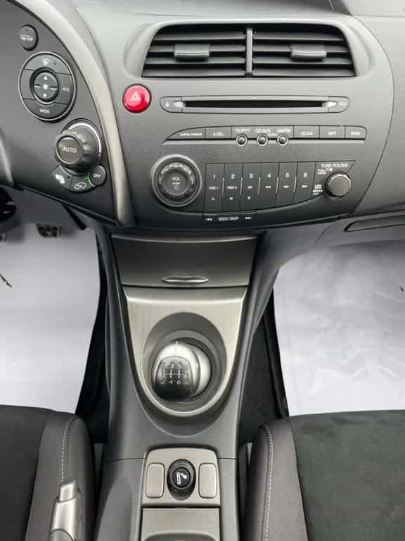 Honda Civic Lim. 5-trg. 1.8 Sport 09/2011-photo-9