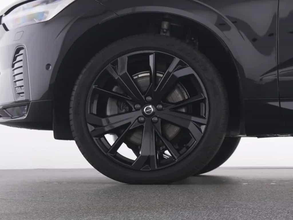 Volvo XC60 B5 AWD ULTIMATE BLACK EDITION BWSOUND+360° 04/2024-photo-19