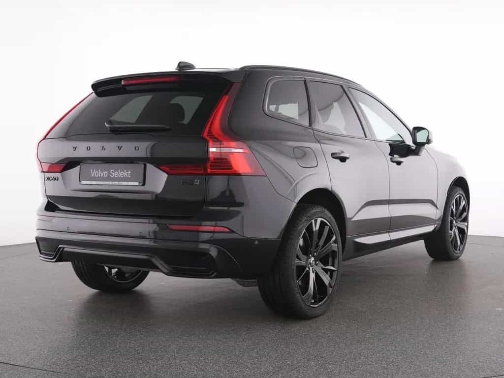 Volvo XC60 B5 AWD ULTIMATE BLACK EDITION BWSOUND+360° 04/2024-photo-2