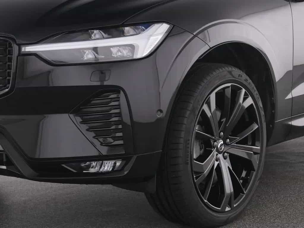 Volvo XC60 B5 AWD ULTIMATE BLACK EDITION BWSOUND+360° 04/2024-photo-8