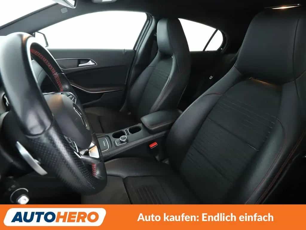 Mercedes-Benz GLA 180 AMG Line Aut.*360CAM*NAVI*LED*TEMPO* 03/2019-photo-8