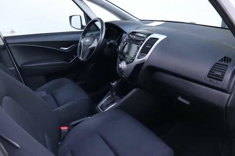 Hyundai ix20 1.6 12/2015-photo-18