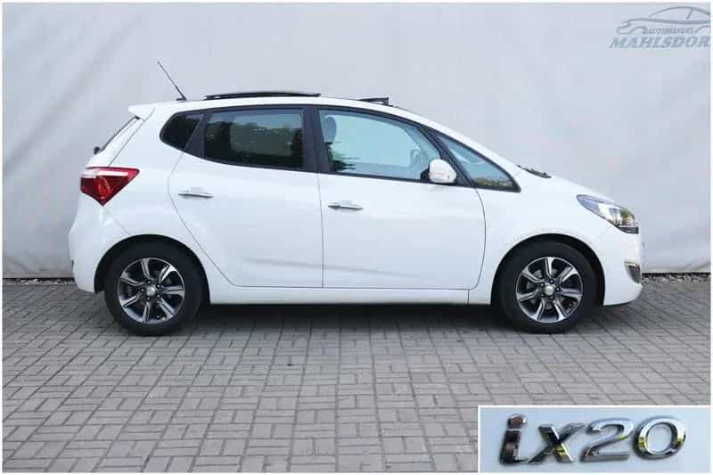 Hyundai ix20 1.6 12/2015-photo-8