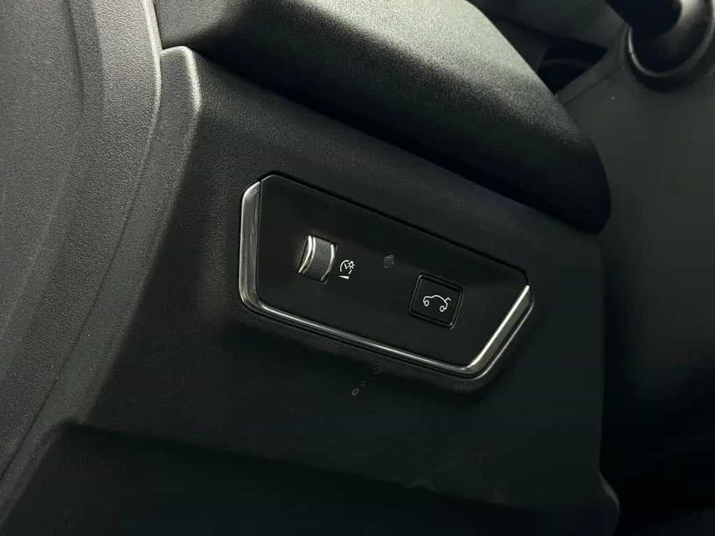Lynk&Co 01 HEV 1.5 TGDI LED+NAVI+KAM+ACC+PANO+MEMORY+ 12/2021-photo-22