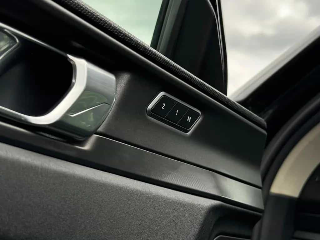 Lynk&Co 01 HEV 1.5 TGDI LED+NAVI+KAM+ACC+PANO+MEMORY+ 12/2021-photo-26