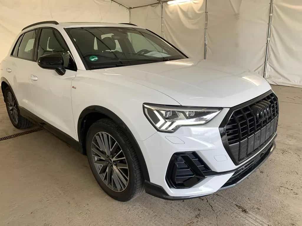 Audi Q3 35 S-Line BLACK/NAVI/MATRIX/PANO/19"/SONOS 10/2023-photo-1