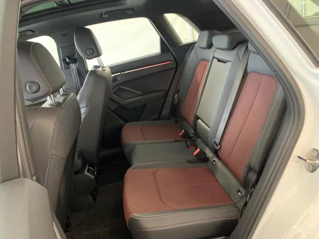 Audi Q3 35 S-Line BLACK/NAVI/MATRIX/PANO/19"/SONOS 10/2023-photo-13