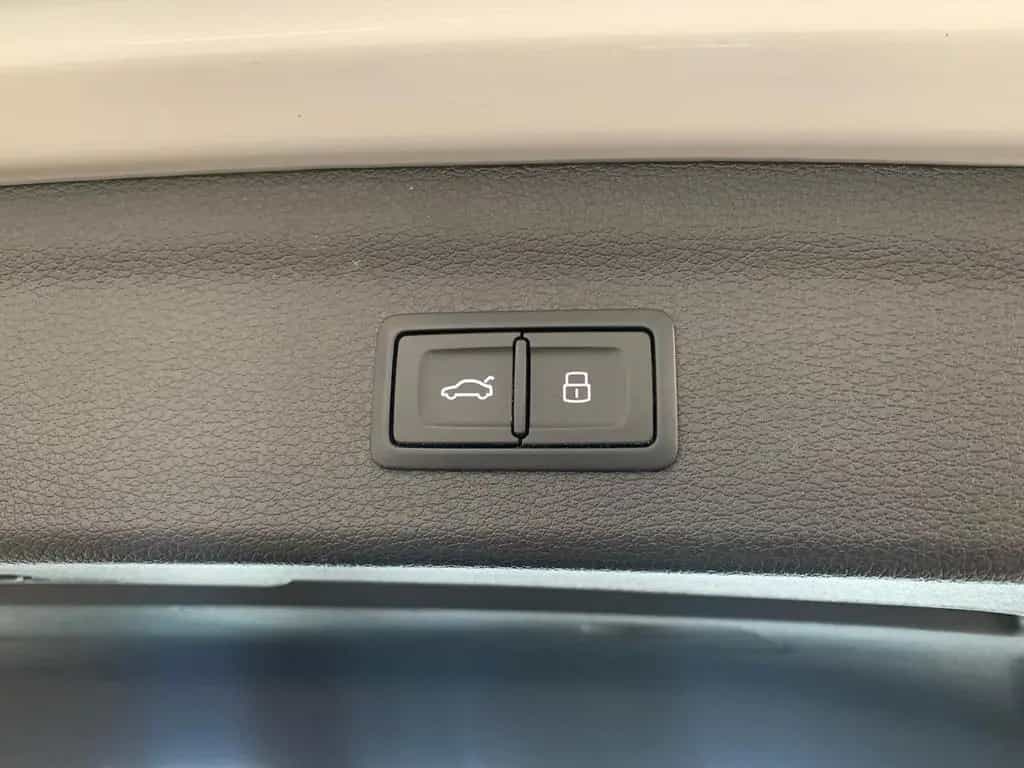 Audi Q3 35 S-Line BLACK/NAVI/MATRIX/PANO/19"/SONOS 10/2023-photo-15