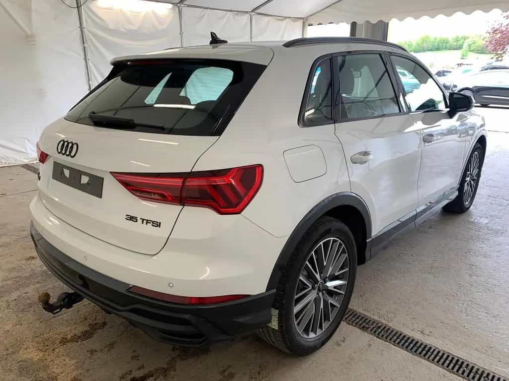 Audi Q3 35 S-Line BLACK/NAVI/MATRIX/PANO/19"/SONOS 10/2023-photo-2