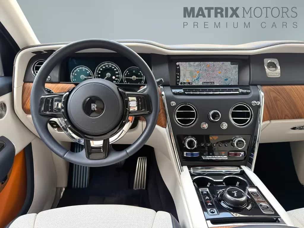 Rolls-Royce Cullinan BeSpoke Audio Massage heated&cooled 07/2021-photo-10