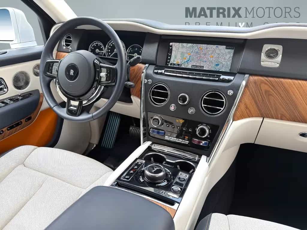 Rolls-Royce Cullinan BeSpoke Audio Massage heated&cooled 07/2021-photo-6