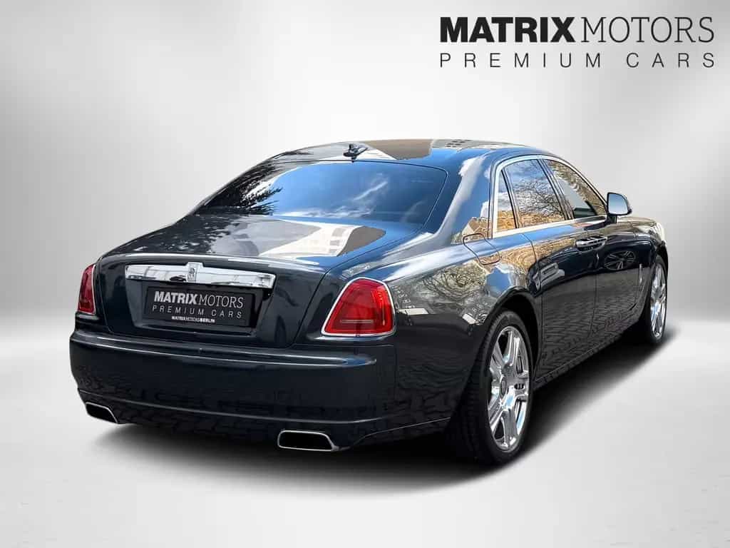 Rolls-Royce Ghost BeSpoke Massage Theatre NightVision 12/2017-photo-1