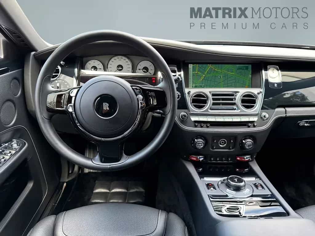 Rolls-Royce Ghost BeSpoke Massage Theatre NightVision 12/2017-photo-10