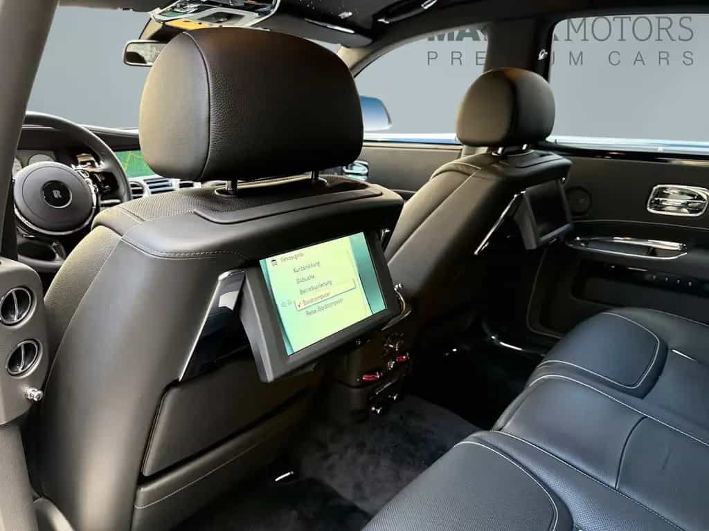 Rolls-Royce Ghost BeSpoke Massage Theatre NightVision 12/2017-photo-15