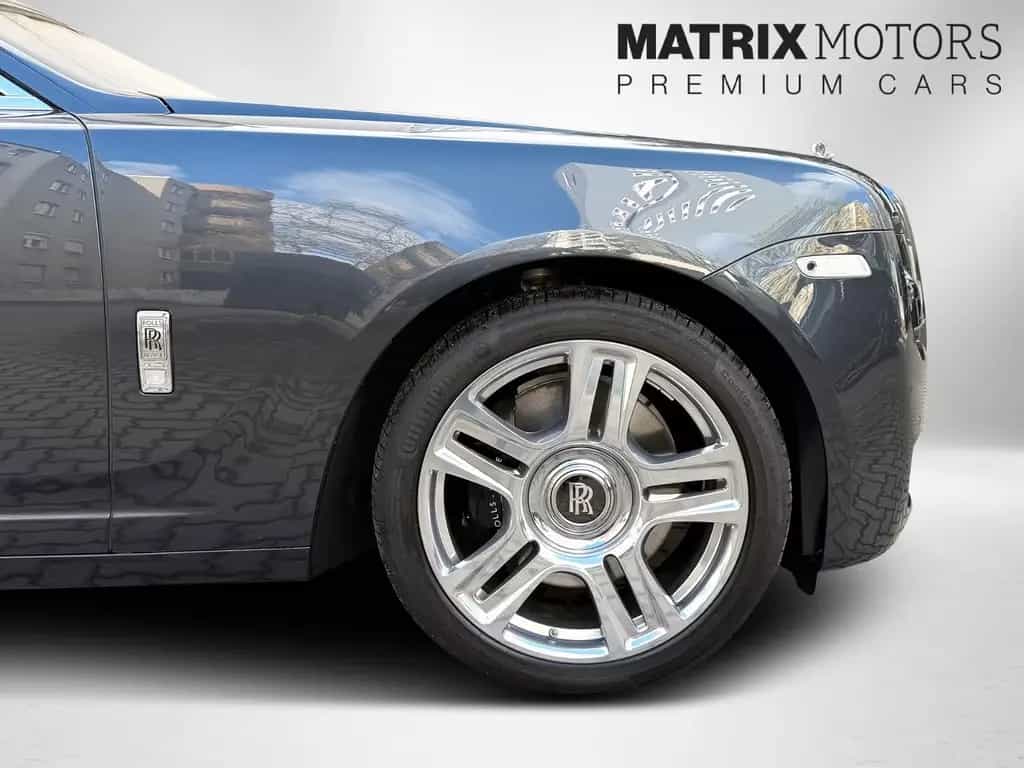 Rolls-Royce Ghost BeSpoke Massage Theatre NightVision 12/2017-photo-16