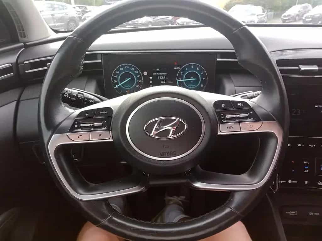 Hyundai TUCSON 2WD/NAVI/KAM/LED/KEYLESS/DAB/SPUR 10/2021-photo-13