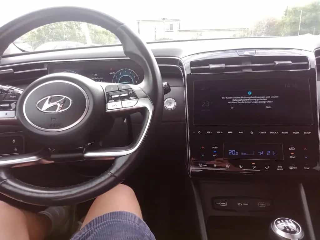 Hyundai TUCSON 2WD/NAVI/KAM/LED/KEYLESS/DAB/SPUR 10/2021-photo-14
