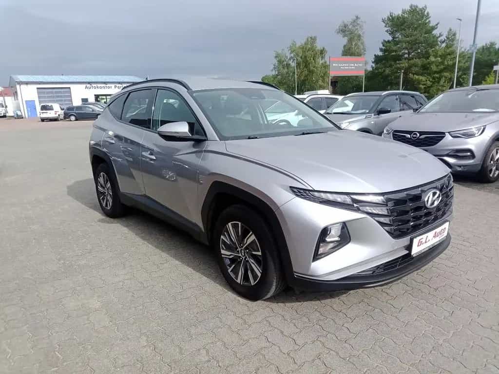 Hyundai TUCSON 2WD/NAVI/KAM/LED/KEYLESS/DAB/SPUR 10/2021-photo-2