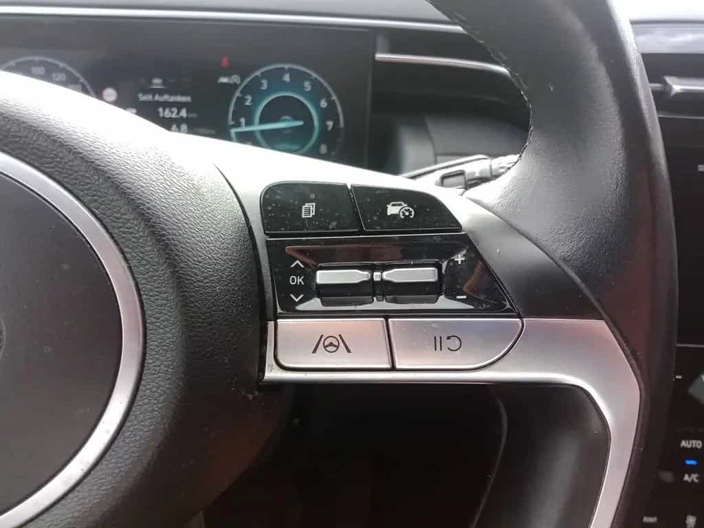 Hyundai TUCSON 2WD/NAVI/KAM/LED/KEYLESS/DAB/SPUR 10/2021-photo-23