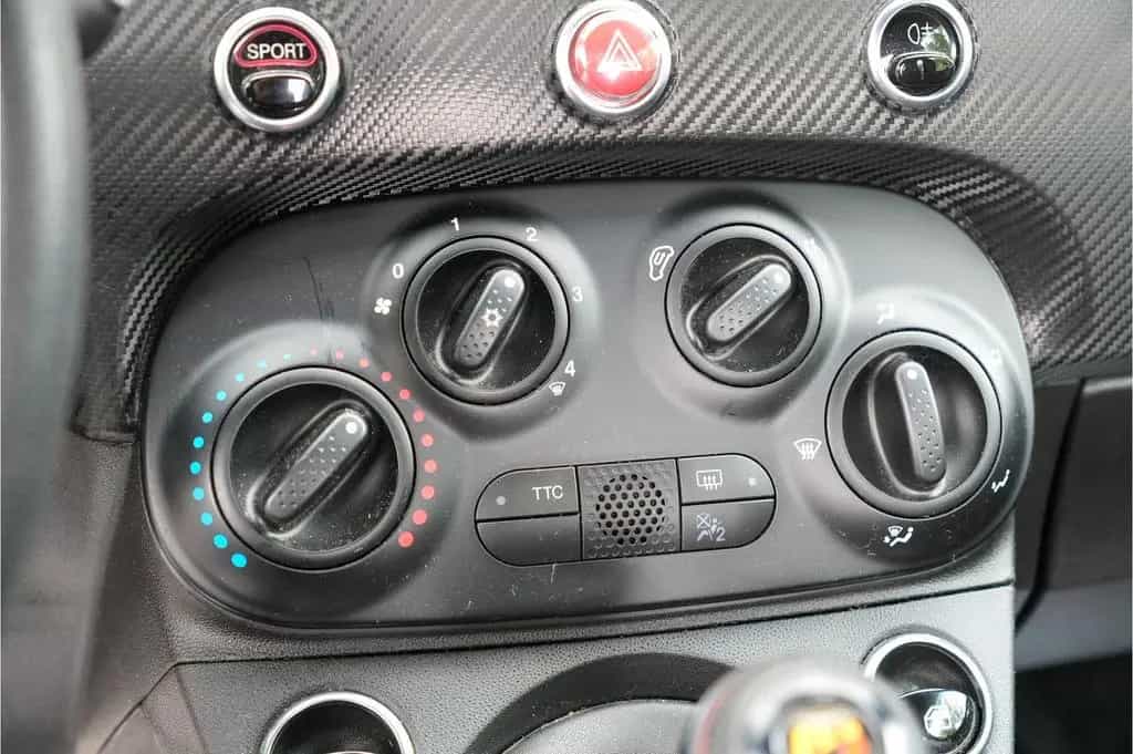 Abarth 595 Mille Miglia M1165 11/2018-photo-22