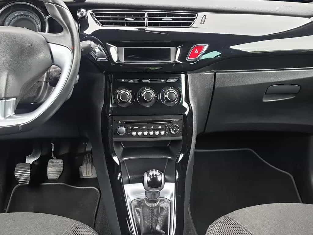 Citroën DS3 SoChic SPORTPAKET KLIMA PDC TEMPOMAT 06/2014-photo-13
