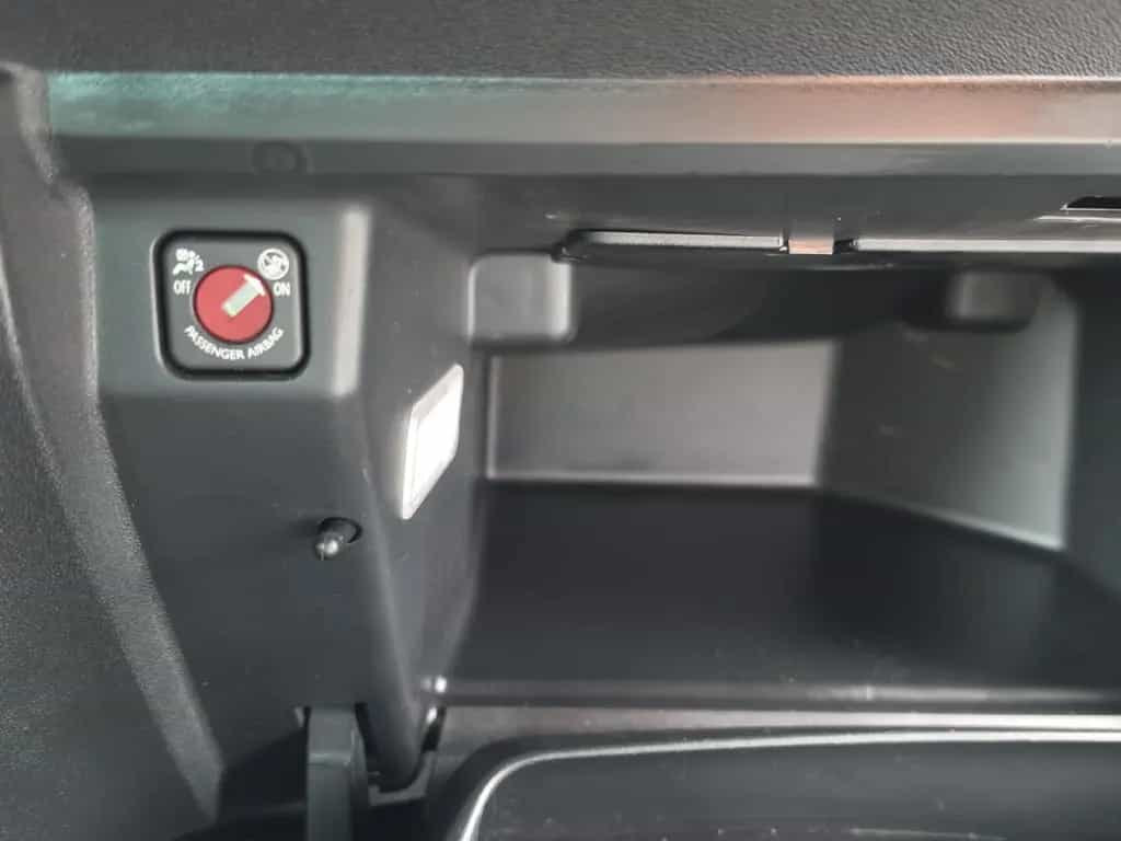 Citroën DS3 SoChic SPORTPAKET KLIMA PDC TEMPOMAT 06/2014-photo-27