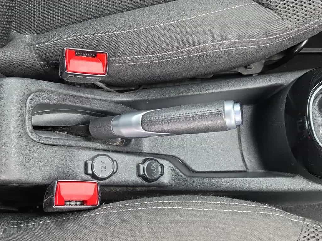 Citroën DS3 SoChic SPORTPAKET KLIMA PDC TEMPOMAT 06/2014-photo-28