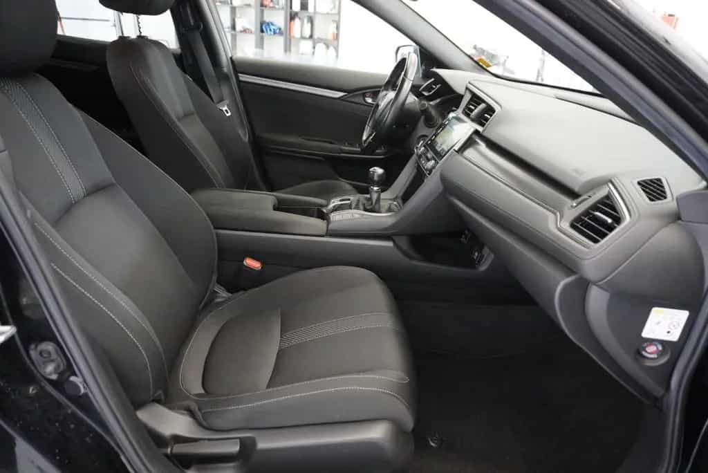 Honda Civic 1,5 VTEC TURBO COMFORT 08/2018-photo-11