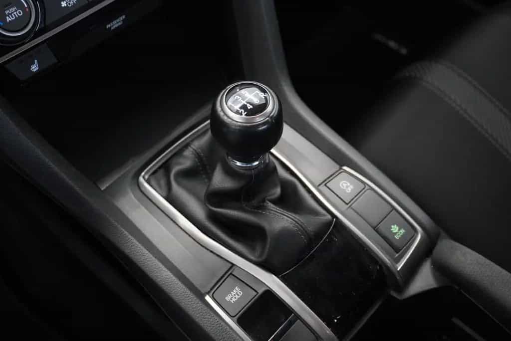 Honda Civic 1,5 VTEC TURBO COMFORT 08/2018-photo-20