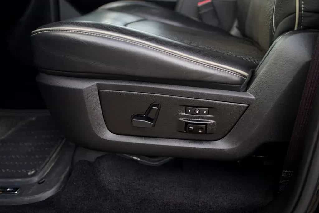 Dodge RAM 2500 AHK Keyless Sitzbelüftung Navi Kamera 10/2017-photo-11