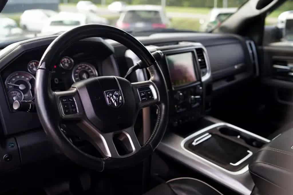 Dodge RAM 2500 AHK Keyless Sitzbelüftung Navi Kamera 10/2017-photo-9