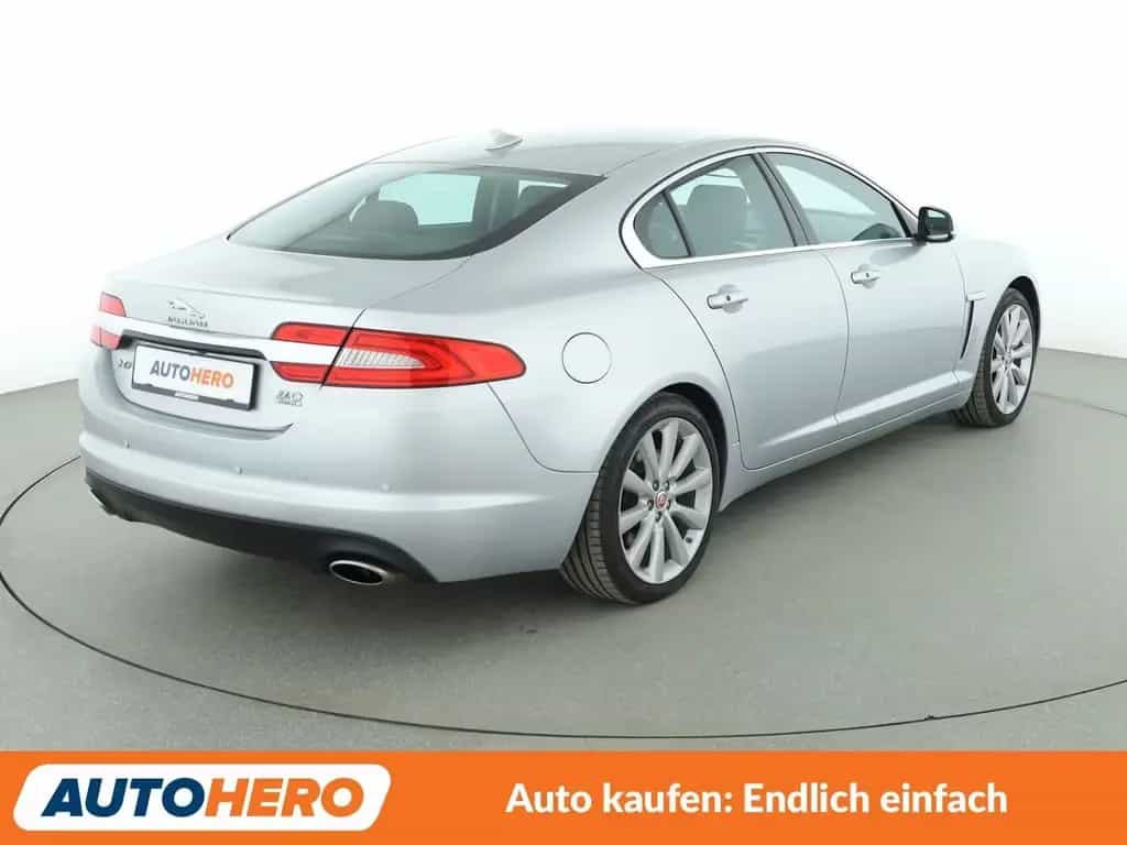 Jaguar XF 3.0 V6 Kompressor AWD Aut.*NAV*TEMP*CAM*PDC* 03/2015-photo-5