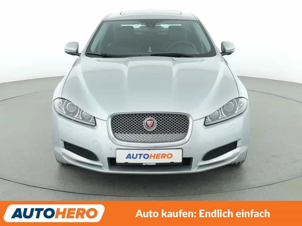 Jaguar XF 3.0 V6 Kompressor AWD Aut.*NAV*TEMP*CAM*PDC* 03/2015-photo-8
