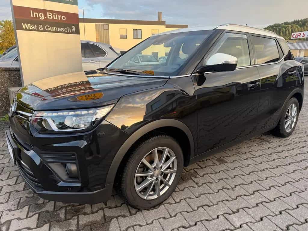 Ssangyong Tivoli 1.5 T-GDi real 2WD Navi Kamera AHK 1 Hand 12/2020-photo-1