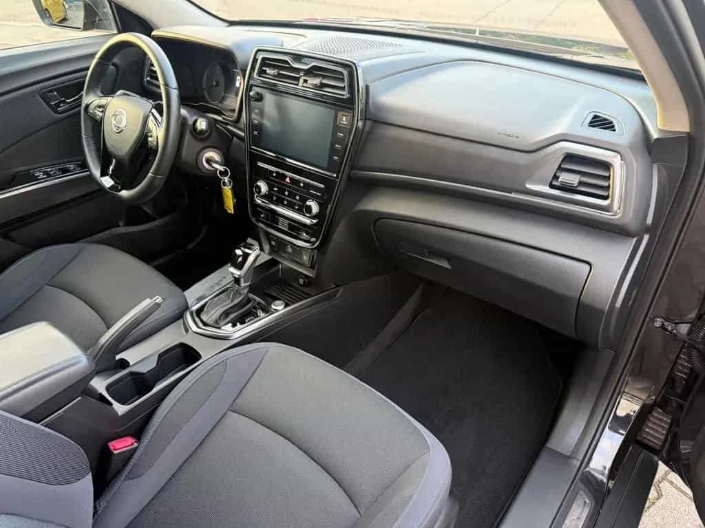 Ssangyong Tivoli 1.5 T-GDi real 2WD Navi Kamera AHK 1 Hand 12/2020-photo-11