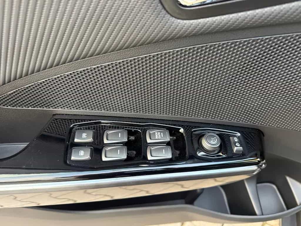 Ssangyong Tivoli 1.5 T-GDi real 2WD Navi Kamera AHK 1 Hand 12/2020-photo-14