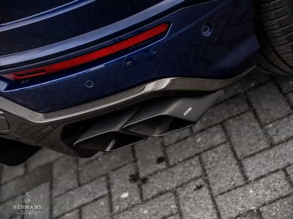 Lamborghini Urus 4.0 V8 / NOVITEC / B&O 3D / Carbon / Pano / 01/2019-photo-10