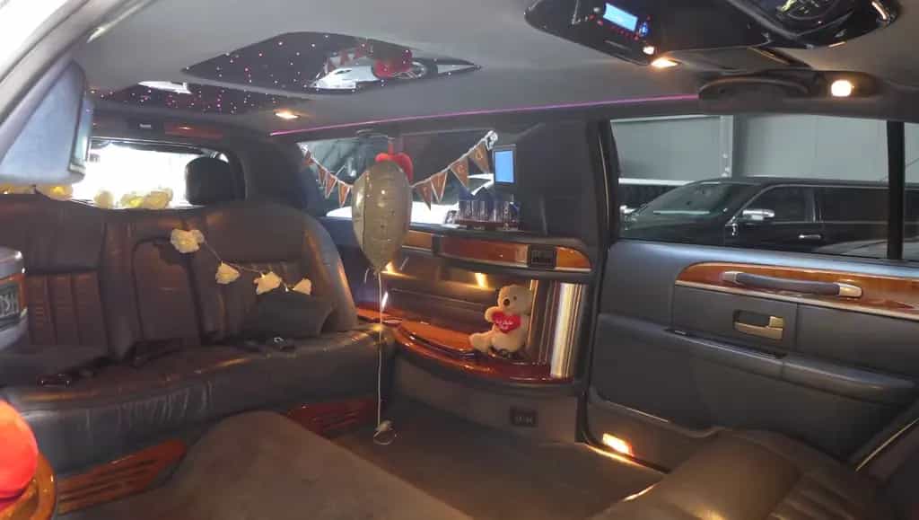 Lincoln Town Car Excalibur Stretchlimousine Brautauto 07/2005-photo-3