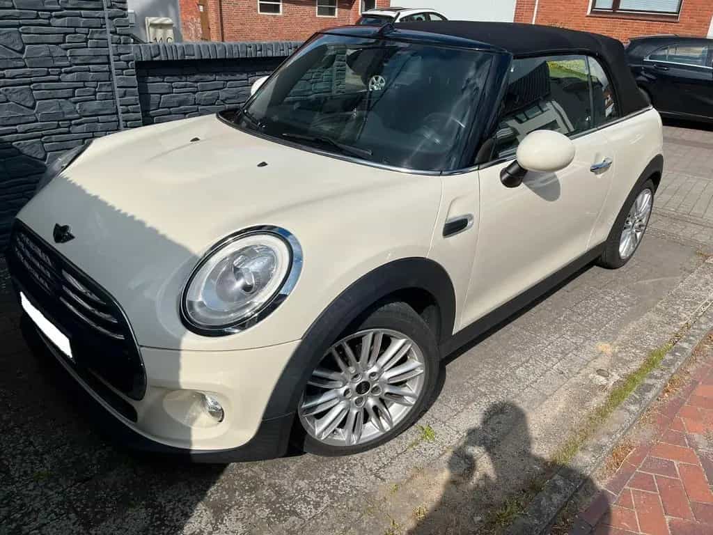 MINI Cooper Cabrio 03/2017-photo-0