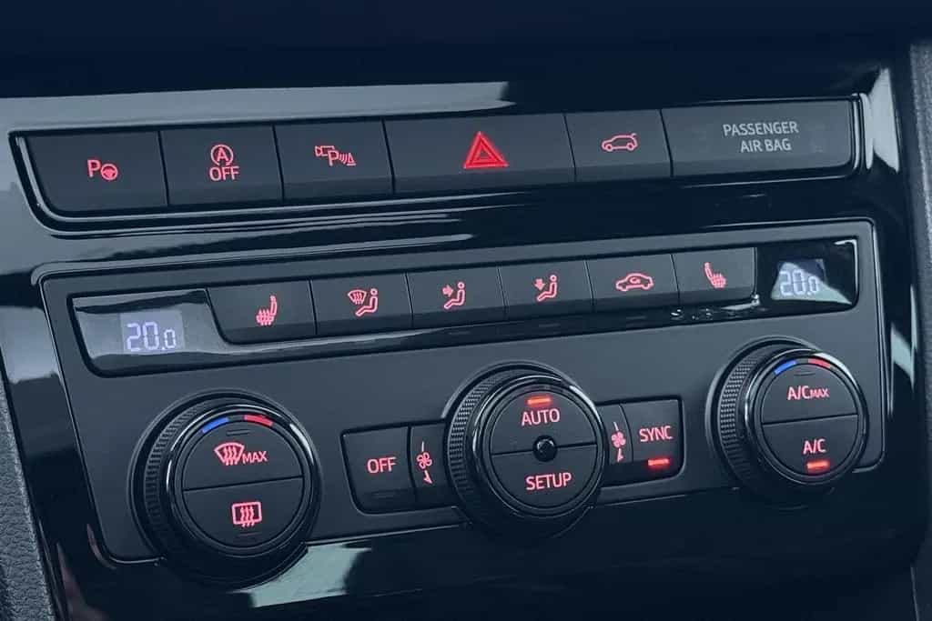 Cupra Ateca 2.0 TSI 4DRIVE | panorama dach | Beats Aud 04/2019-photo-34