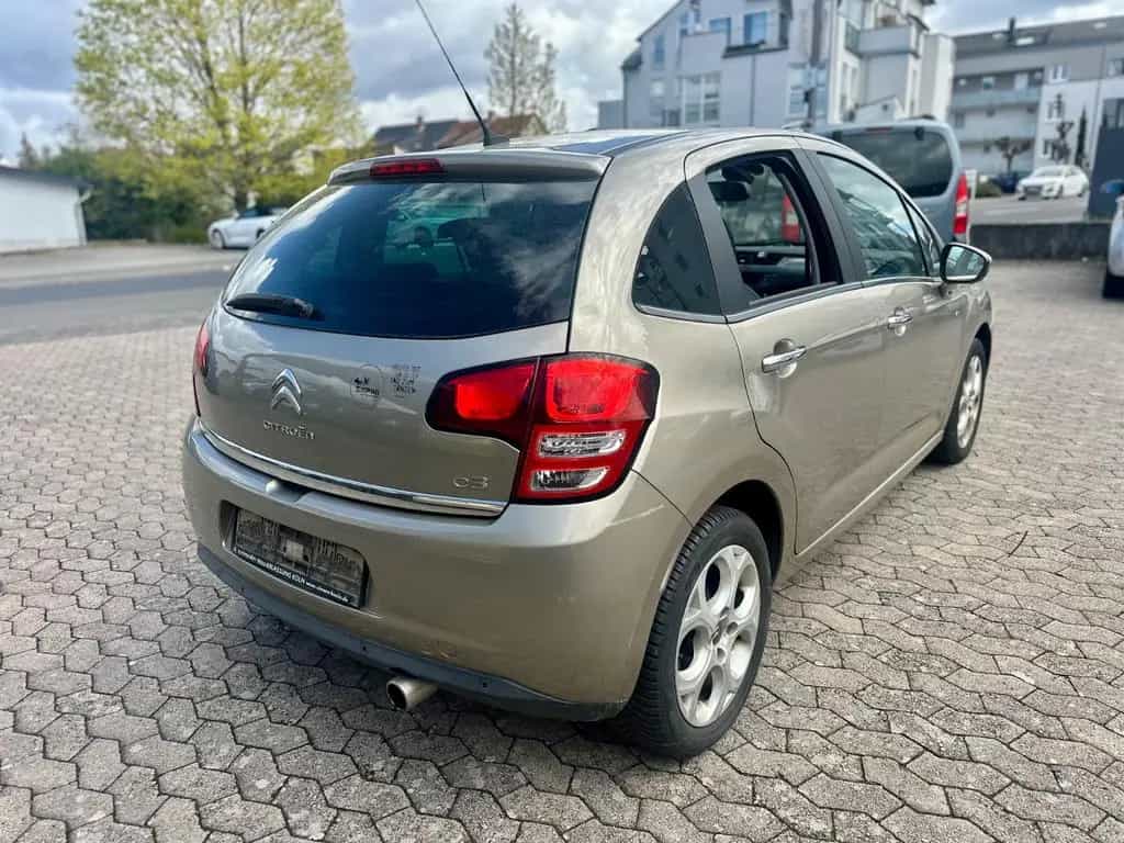 Citroën C3 Exclusive*AUTOMATIK*NUR 78TKM*PANORAMA*LEDER* 10/2011-photo-5
